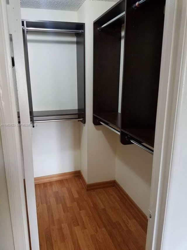 9682 Fontainebleau Blvd , Unit 202, Miami, FL 33172 Photo