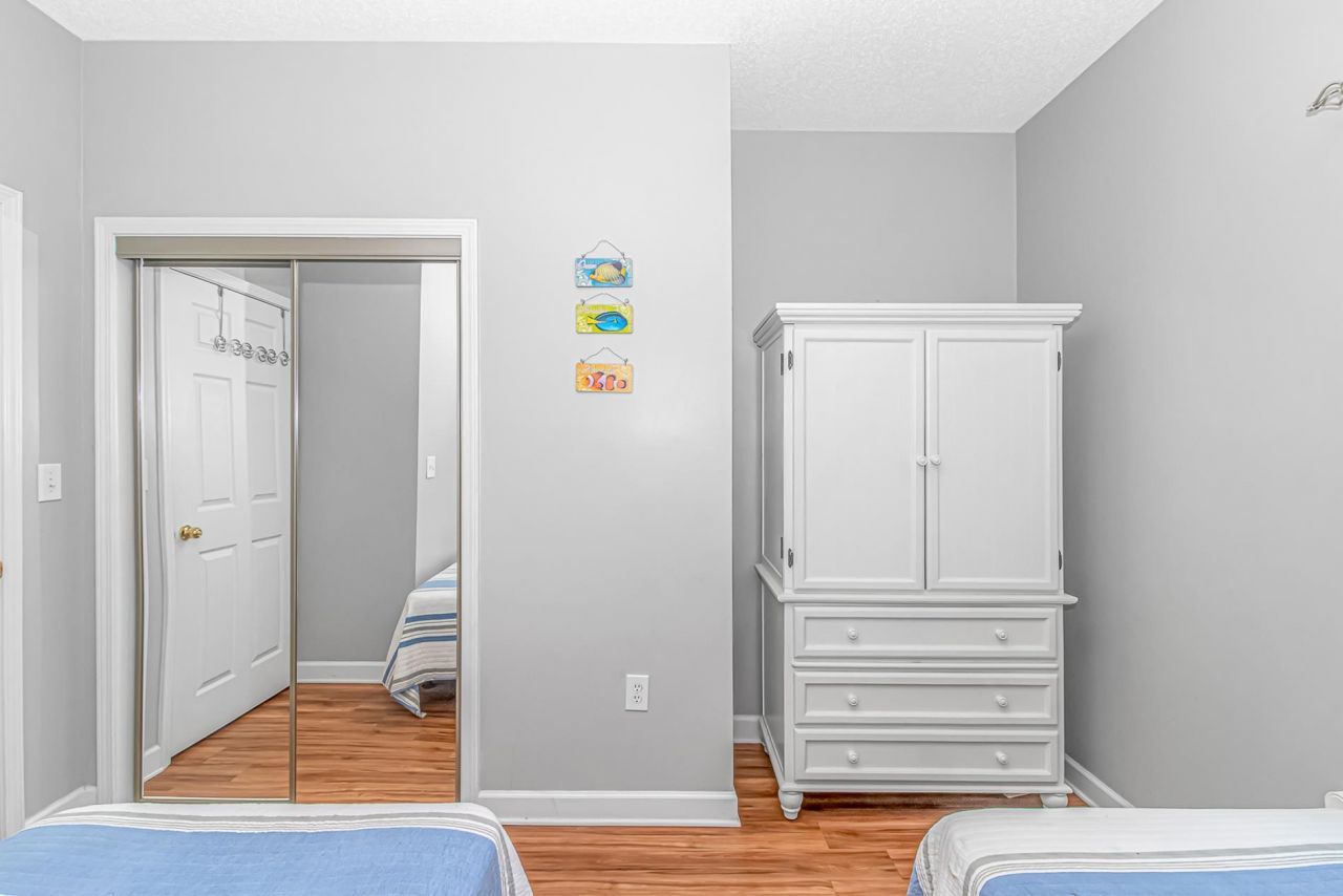 6203 Catalina Dr. Photo 16