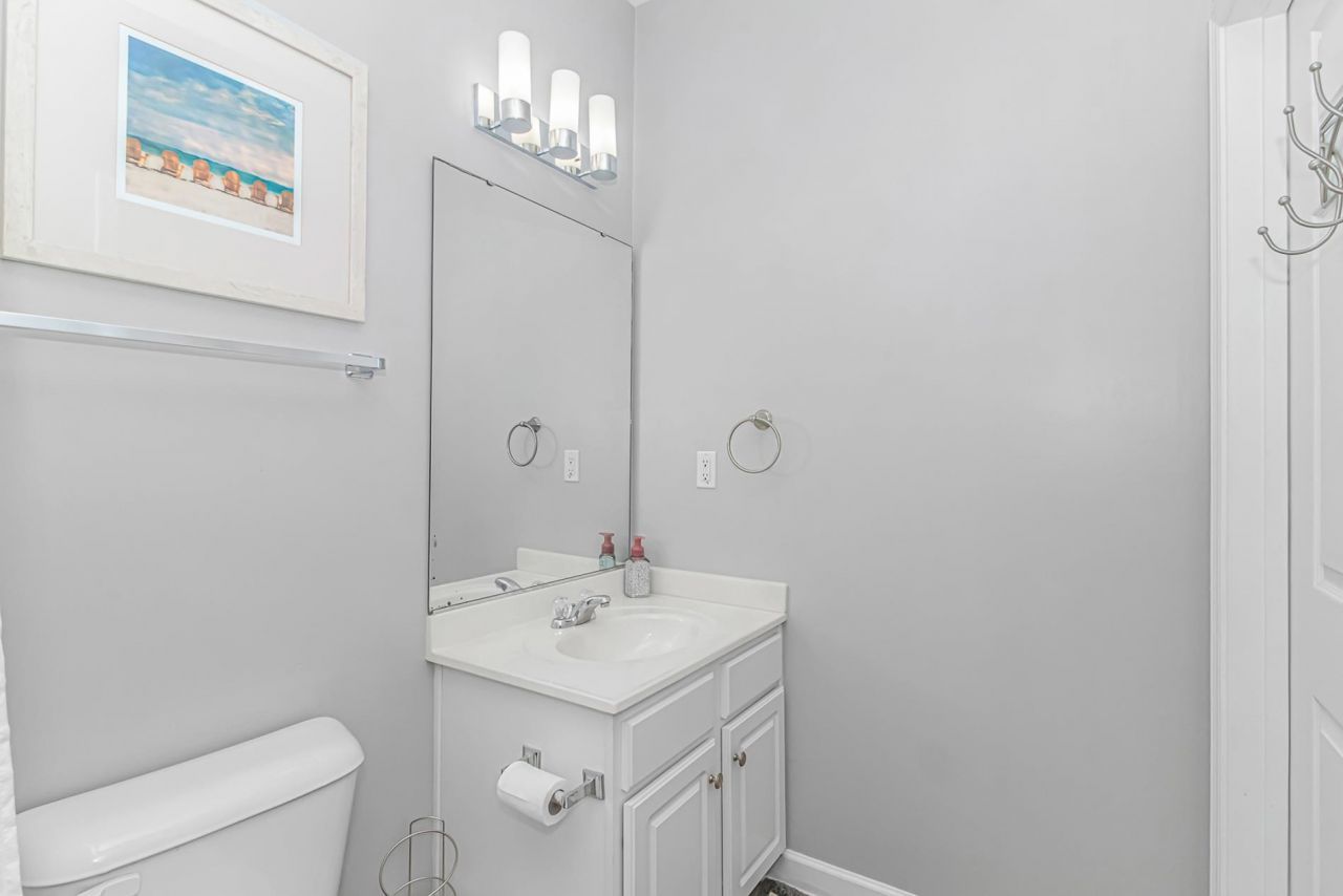 6203 Catalina Dr. Photo 18