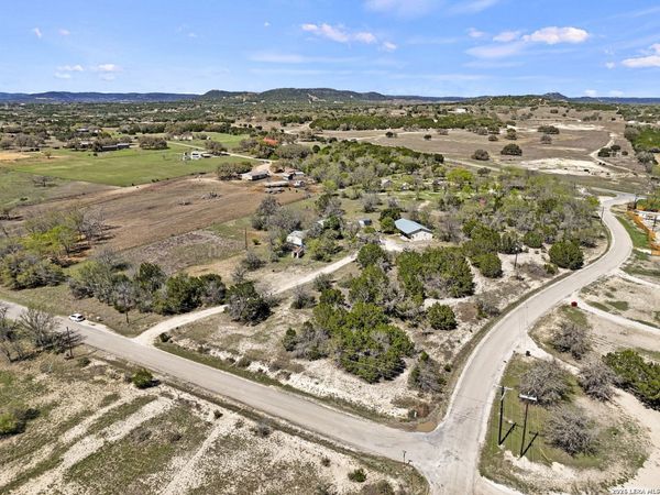 146 Exotic, Bandera, TX 78003