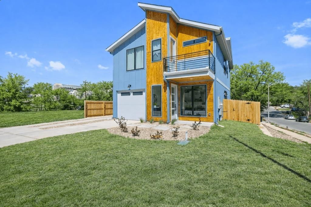 2608 Bristol Dr, Unit 1, Austin, TX 78723 Main Photo