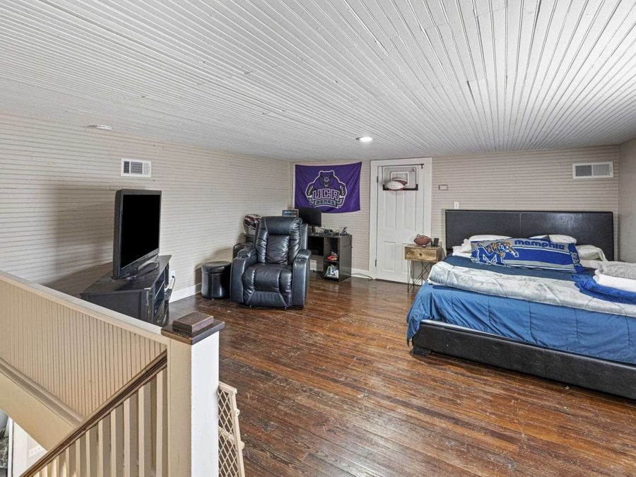 Property Image 37
