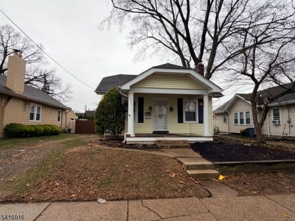 523 Lafayette Ave, Hamilton, NJ 08610