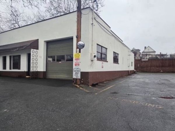 56 Mill St, Belleville, NJ 07109