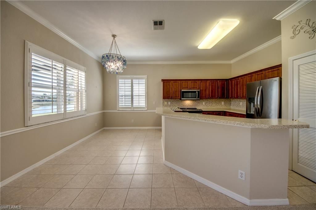 2669 Sunset Lake Dr, Cape Coral, FL 33909 Photo
