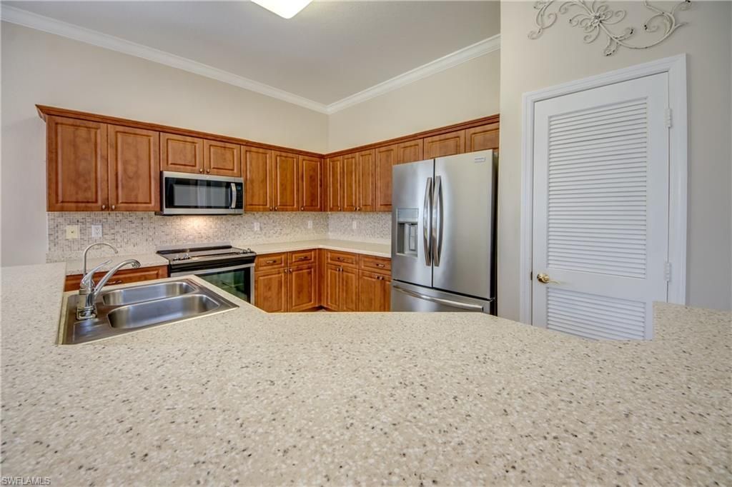 2669 Sunset Lake Dr, Cape Coral, FL 33909 Photo