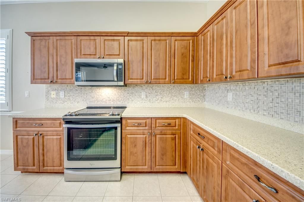 2669 Sunset Lake Dr, Cape Coral, FL 33909 Photo