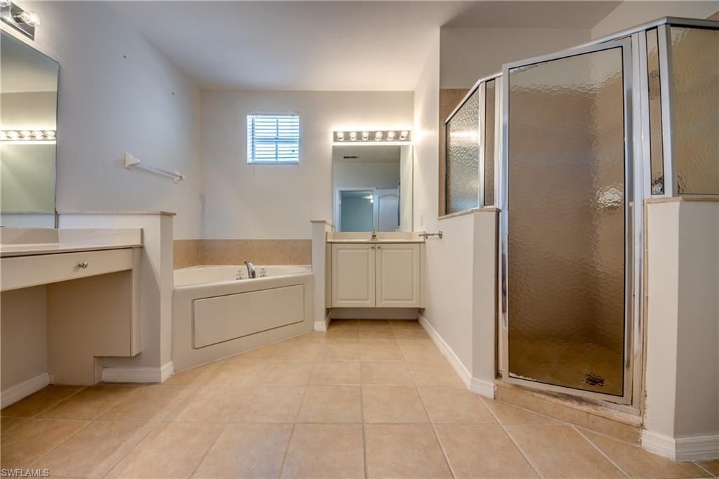 2669 Sunset Lake Dr, Cape Coral, FL 33909 Photo