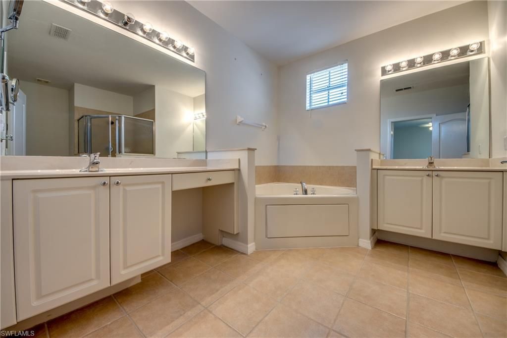 2669 Sunset Lake Dr, Cape Coral, FL 33909 Photo