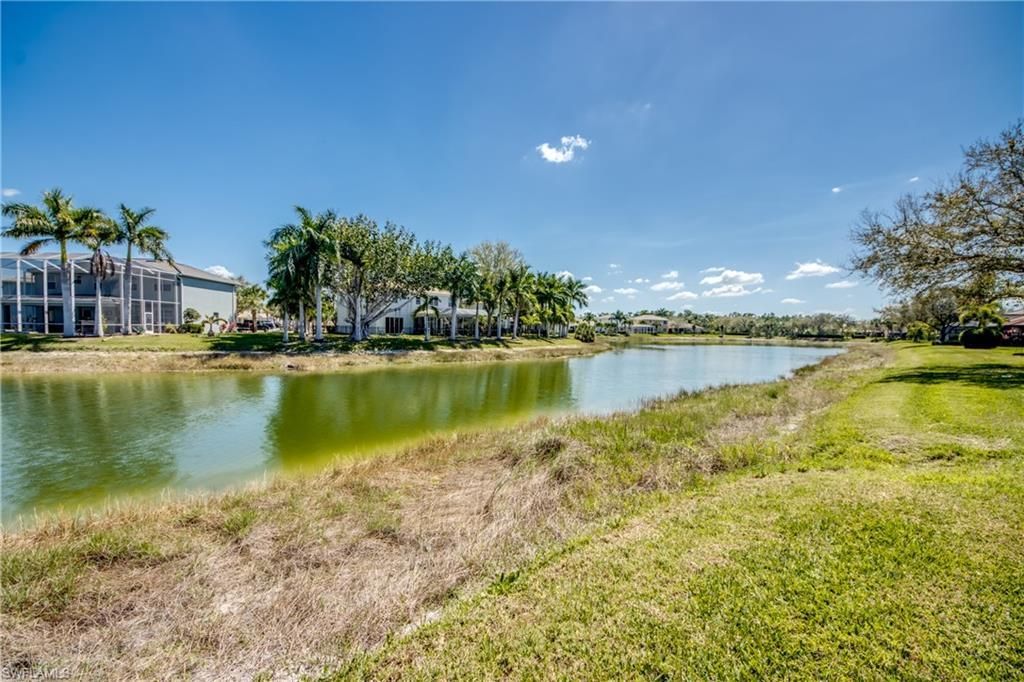 2669 Sunset Lake Dr, Cape Coral, FL 33909 Photo