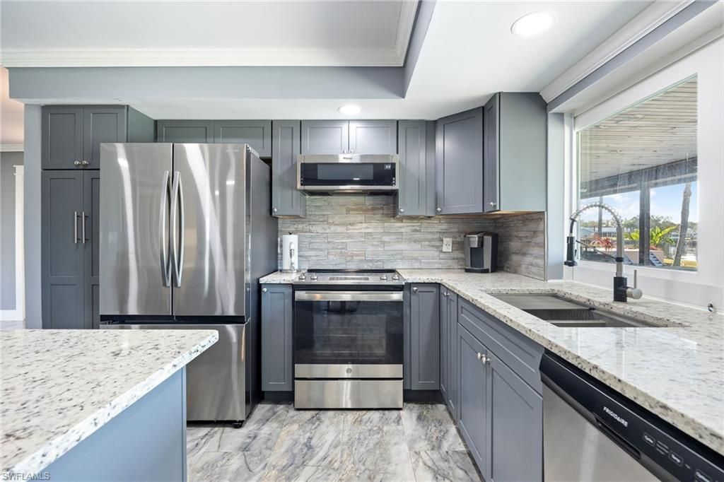 13413 Mini Way, Fort Myers, FL 33905 Photo