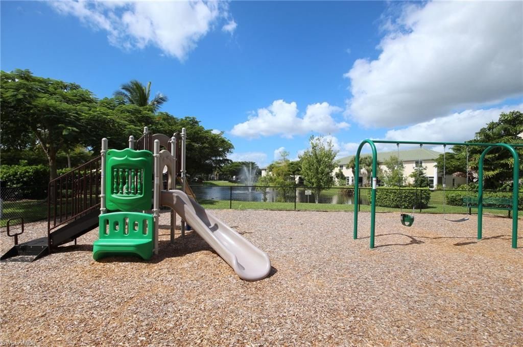 10045 Lone Cypress St, Fort Myers, FL 33966 Photo