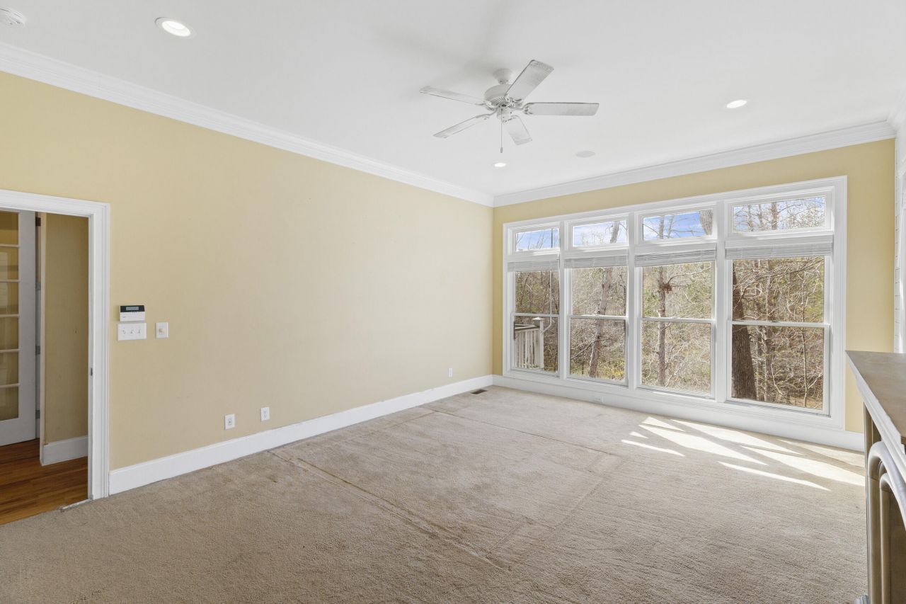 405 Saint Johns Drive Photo 25