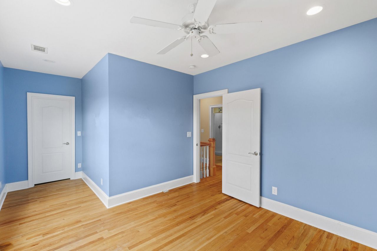 405 Saint Johns Drive Photo 38