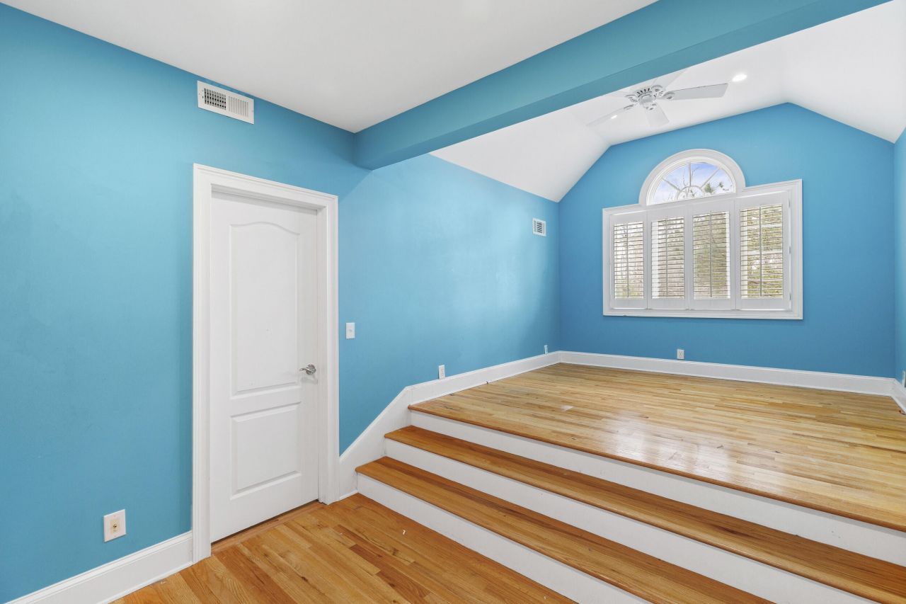 405 Saint Johns Drive Photo 39