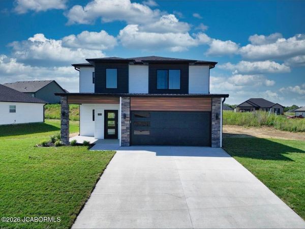 3400 NAPLES DRIVE, Columbia, MO 65202