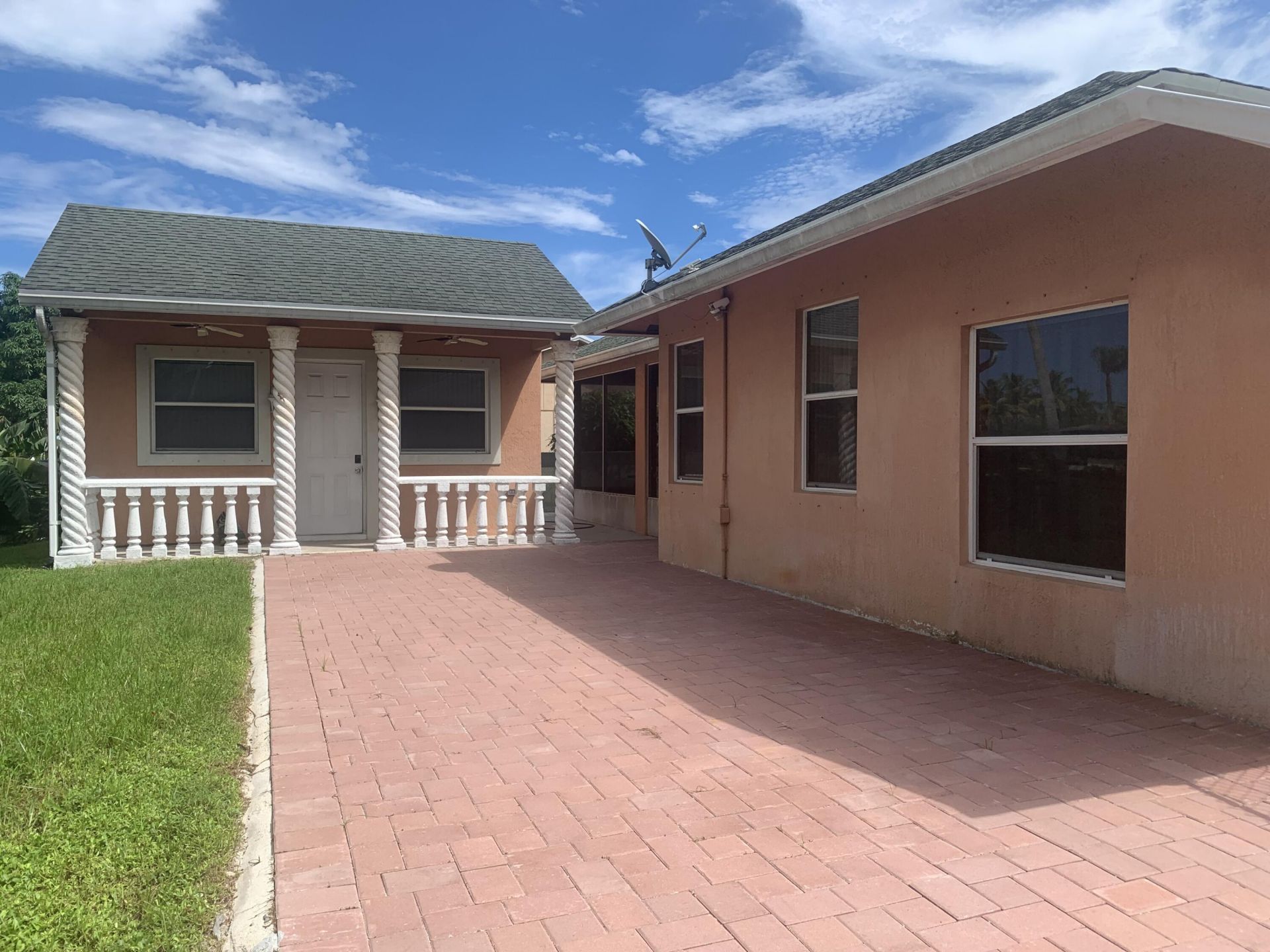 2215 Hypoluxo Rd Road, Lantana, FL 33462 Photo