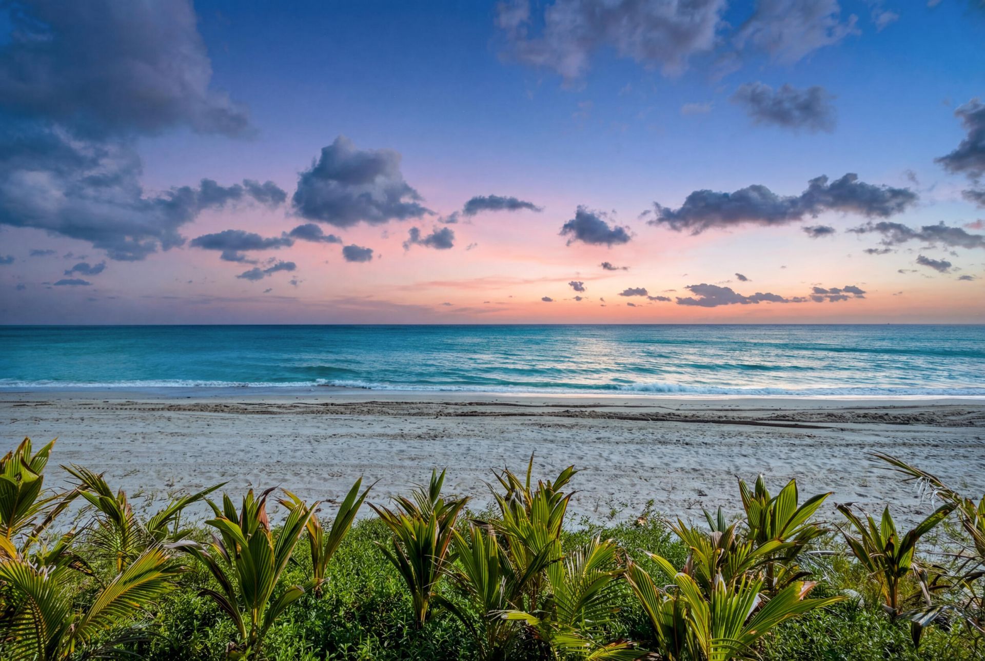 1075 Hillsboro Mile, Hillsboro Beach, FL 33062 Photo