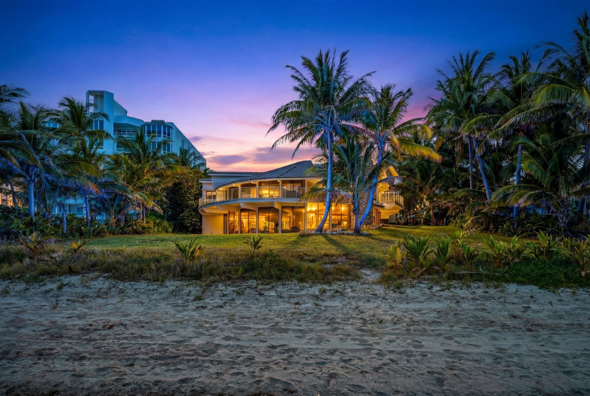 1075 Hillsboro Mile, Hillsboro Beach, FL 33062 Photo