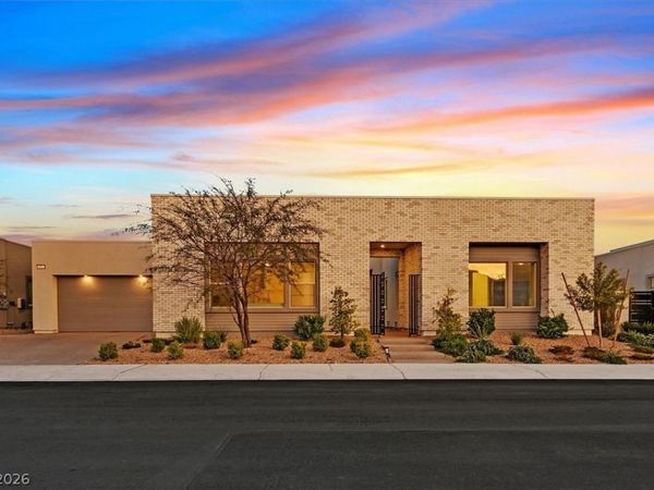 472 Sand Dune Arch Street, Las Vegas, NV 89138