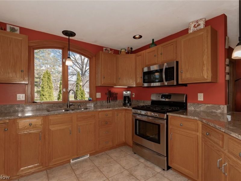 165 Fairfield Road, Painesville, OH 44077 Photo 12