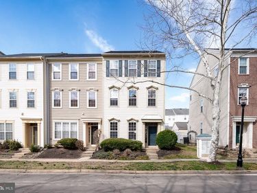 43538 MINK MEADOWS STREET, CHANTILLY, VA 20152