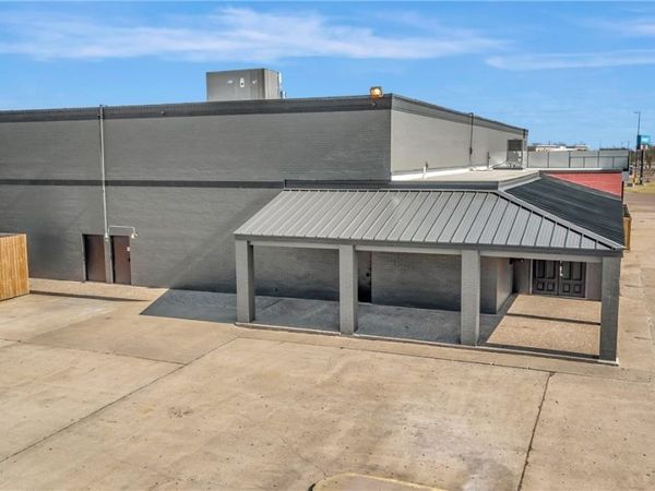 4106 Houston Highway , Victoria, TX 77901