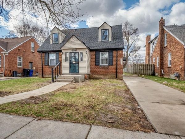 18423 Ashton Avenue, Detroit, MI 48219