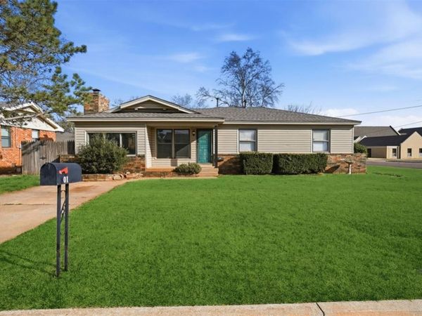 801 Standifer Road, Elk City, OK 73644