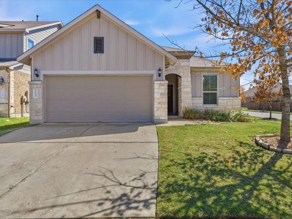 120 Cyril DR, Hutto, TX 78634