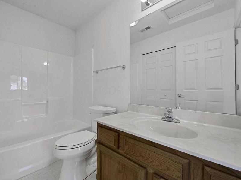 4473 Harrods Street , Groveport, OH 43125 Photo 17