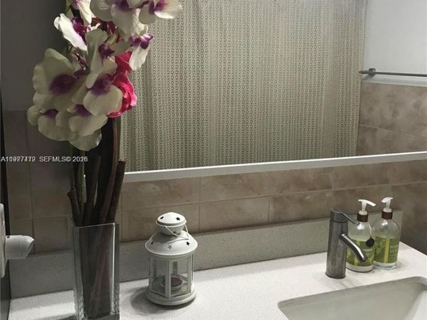 10794 N Kendall Dr , Unit B2, Miami, FL 33176