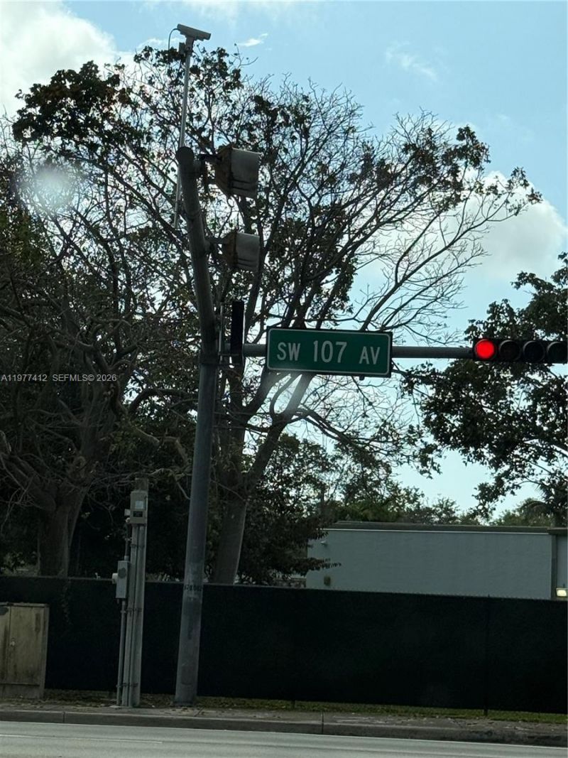 10794 N Kendall Dr , Unit B2, Miami, FL 33176 Photo