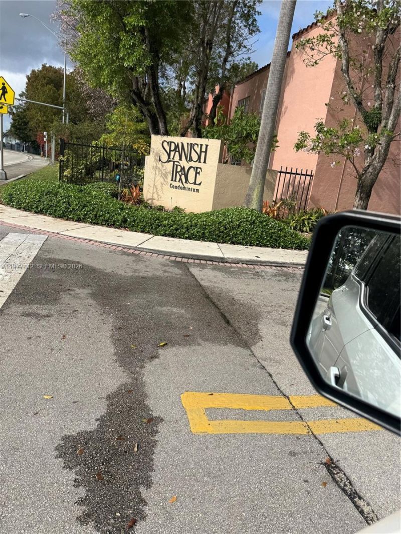 10794 N Kendall Dr , Unit B2, Miami, FL 33176 Photo