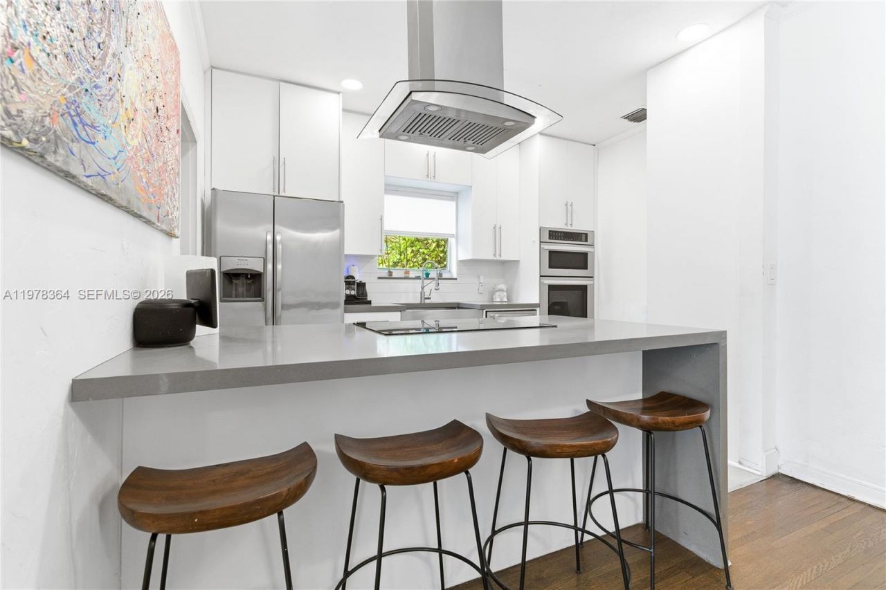 640 NE 115th St , Biscayne Park, FL 33161 Photo