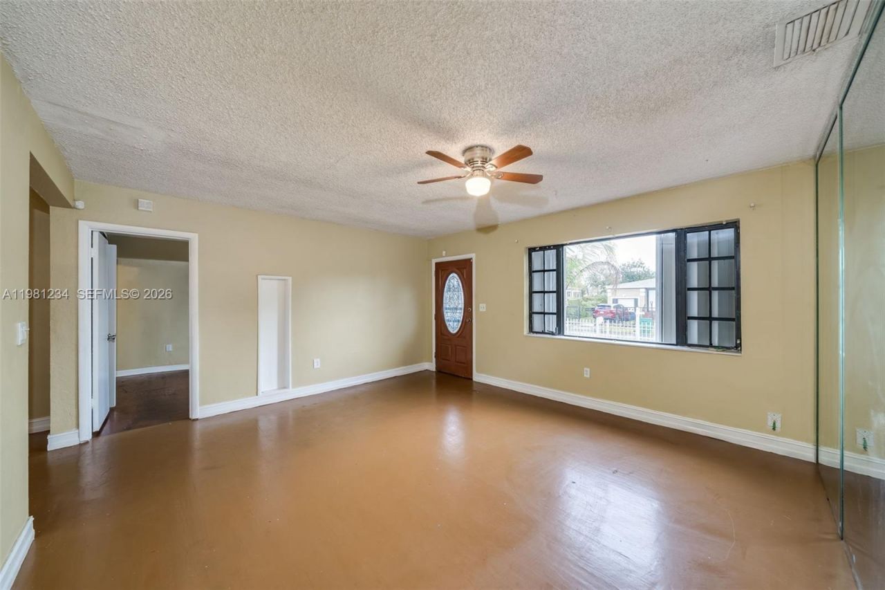 17950 NW 6th Ct, Miami Gardens, FL 33169 Photo