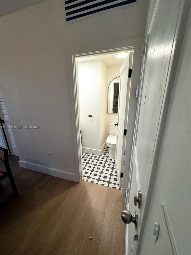 10185 Collins Ave, Unit 323, Bal Harbour, FL 33154 Photo