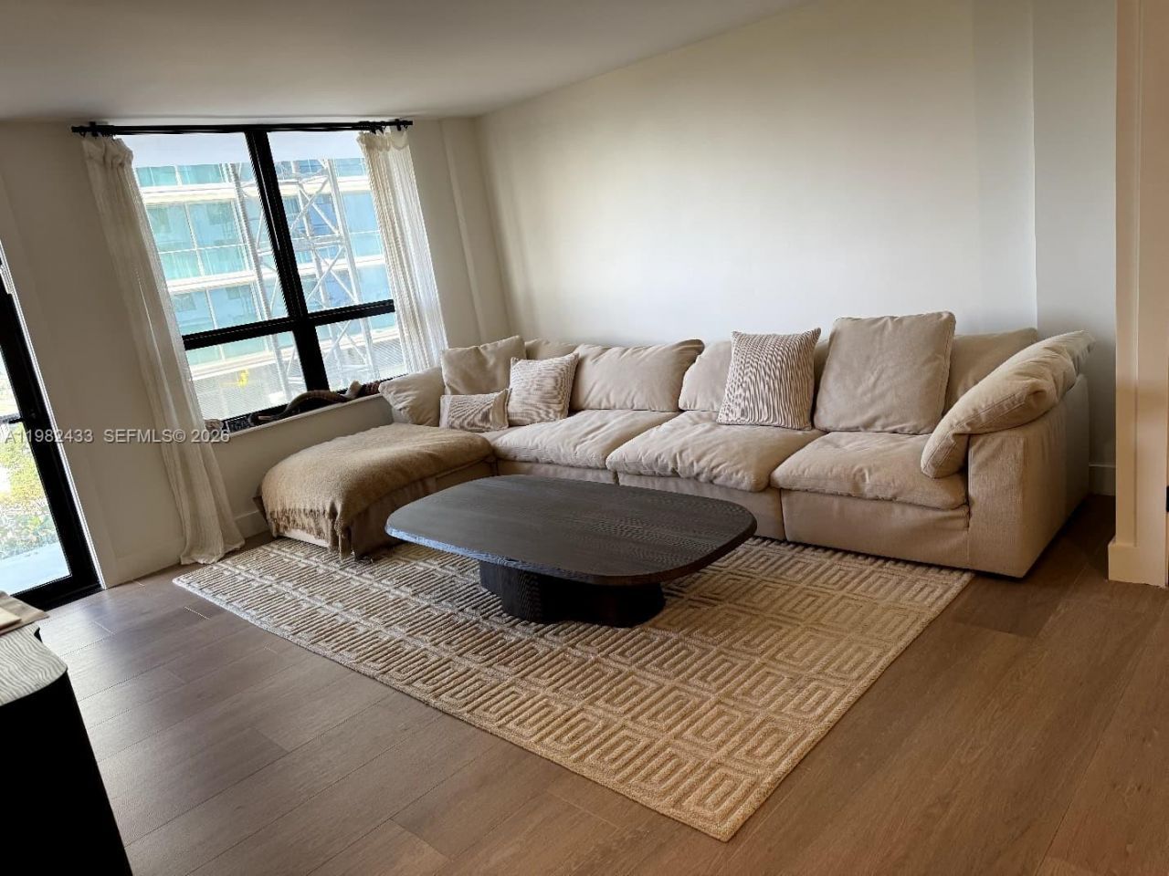 10185 Collins Ave, Unit 323, Bal Harbour, FL 33154 Photo