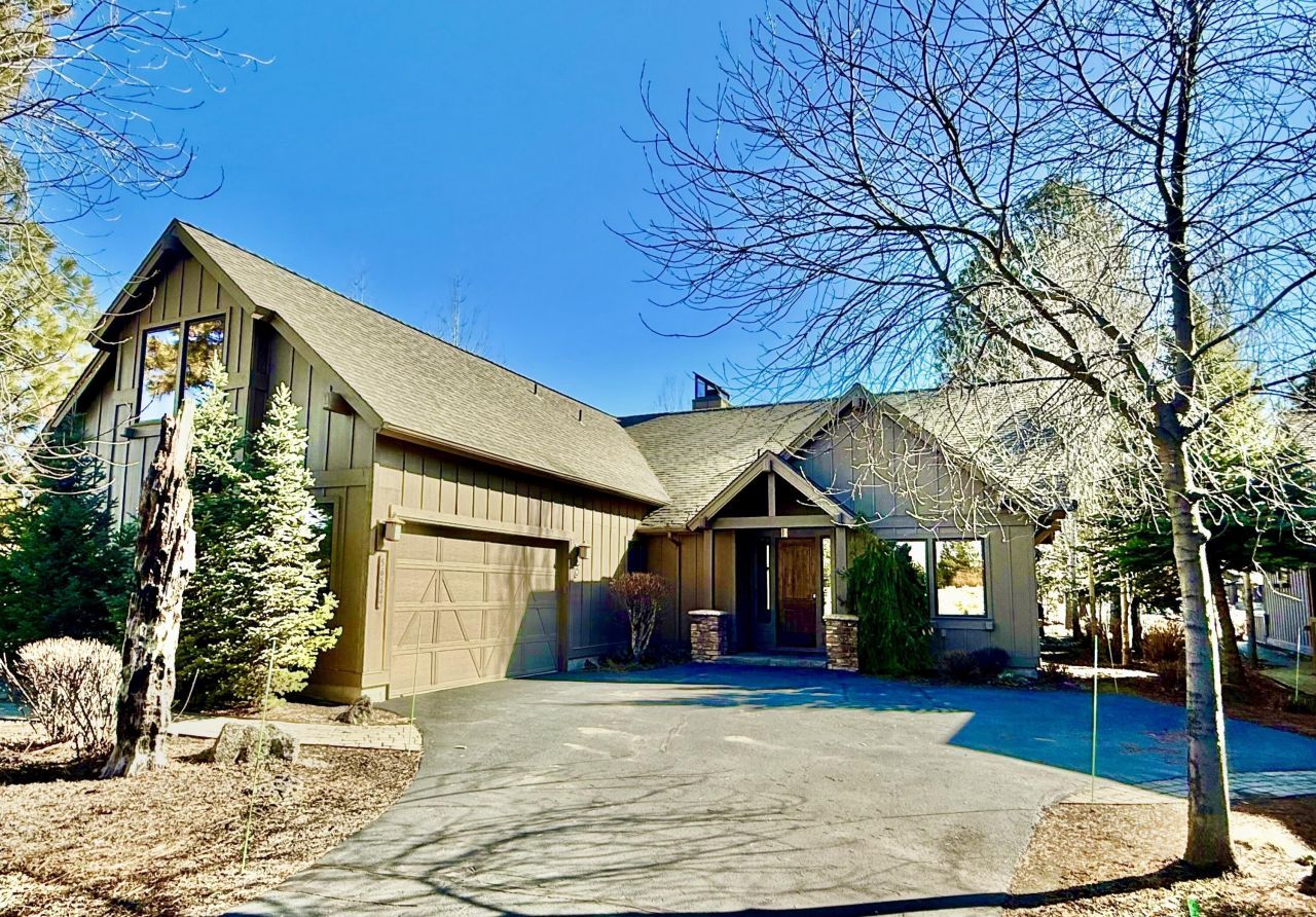 56562 Dancing Rock Loop, Unit 12, Bend, OR 97707 Main Photo