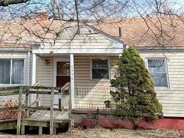 6356 Rutland Street , Detroit, MI 48228