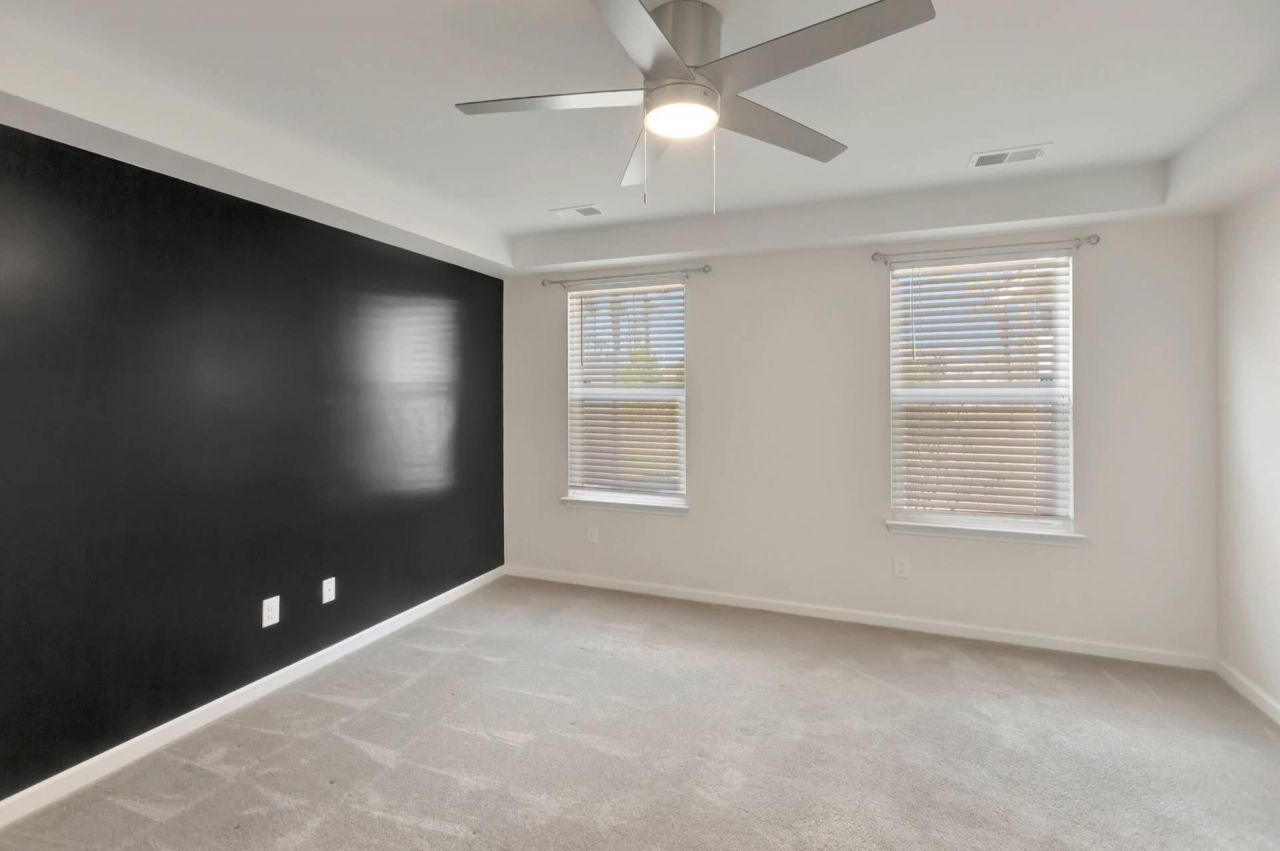 703 Hilchot Drive Photo 17