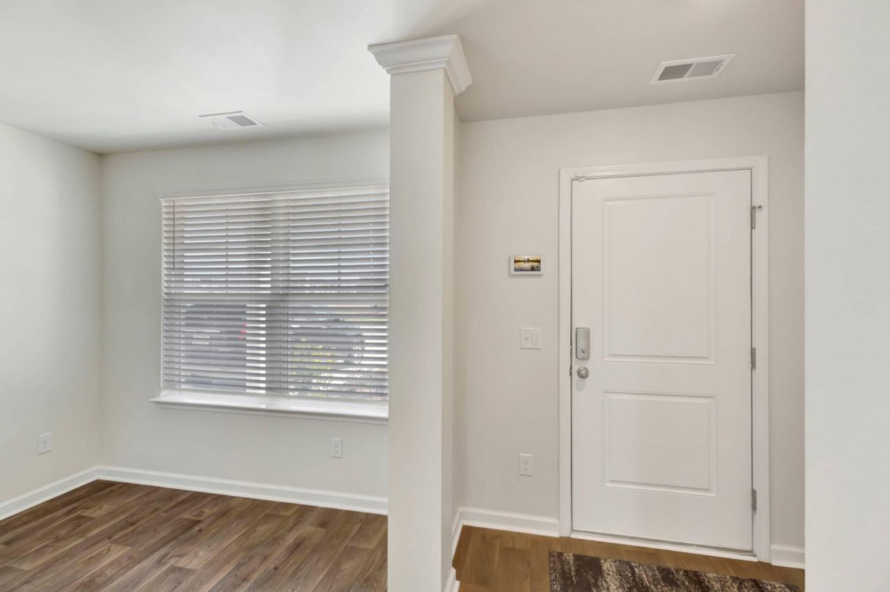 703 Hilchot Drive Photo 4