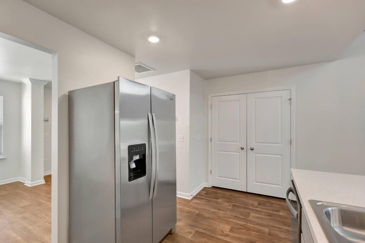 703 Hilchot Drive Photo 9