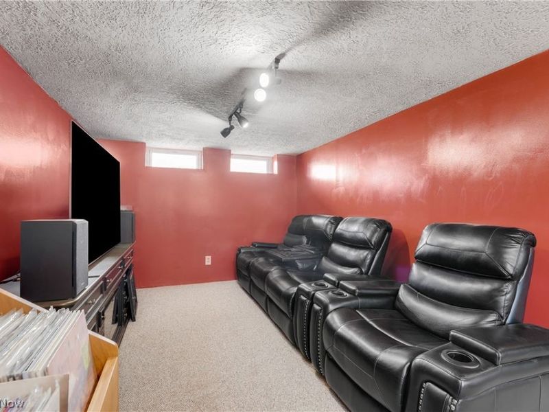 1677 Douglas Road, Wickliffe, OH 44092 Photo 20