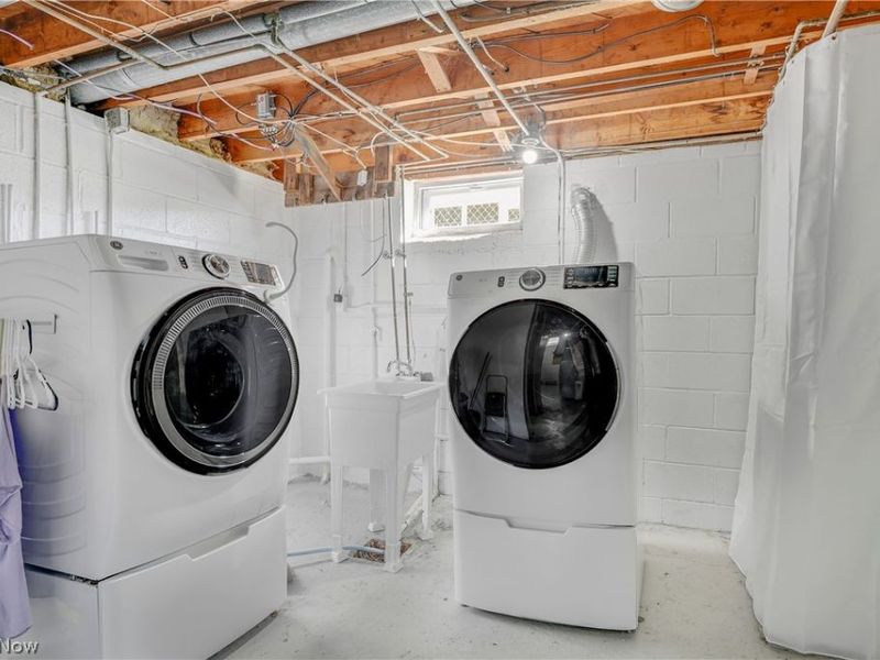 1677 Douglas Road, Wickliffe, OH 44092 Photo 22