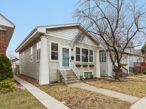 1010 S Ridgeland Avenue , Oak Park, IL 60304