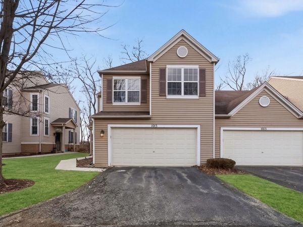 1013 Brush Hill Circle , Joliet, IL 60432