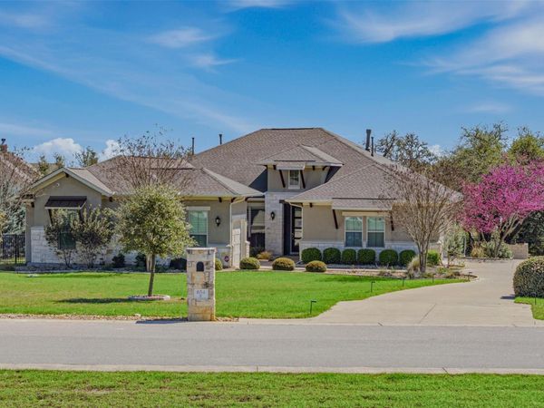 654 Linden LOOP , Driftwood, TX 78619