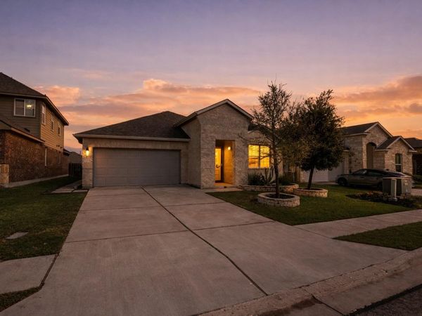 9305 Alex LN , Austin, TX 78748