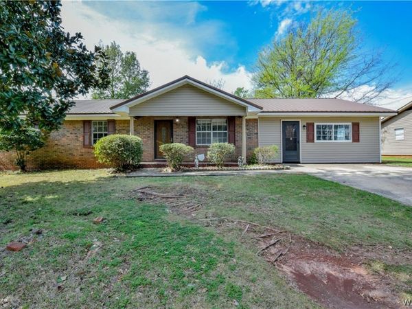 5234 12TH Avenue E, Tuscaloosa, AL 35405
